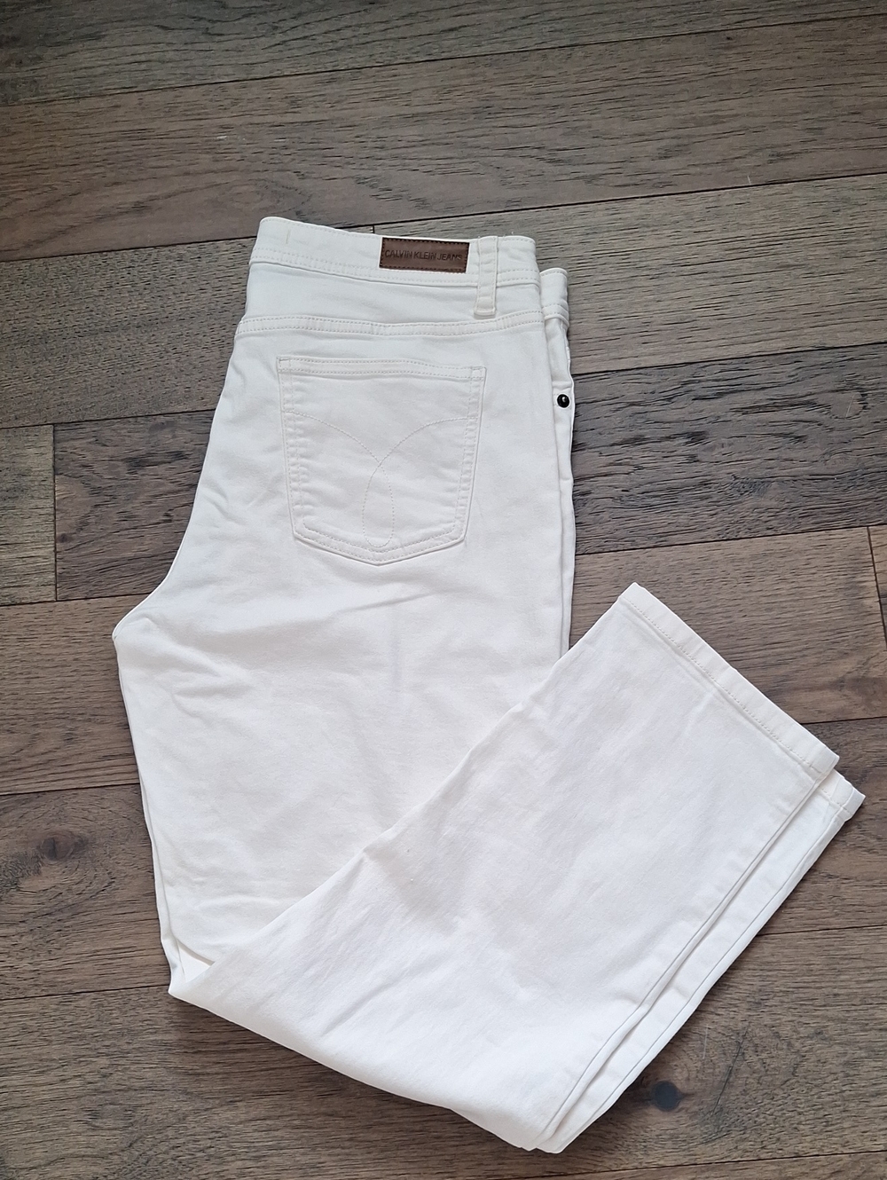 Calvin klein ivory colored jeans size 8